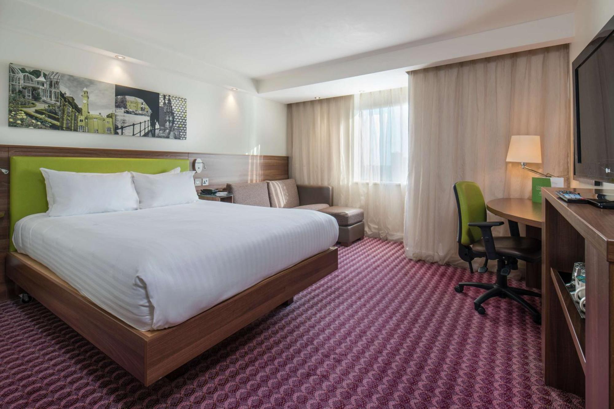 Hampton By Hilton Birmingham Broad Street Exterior foto