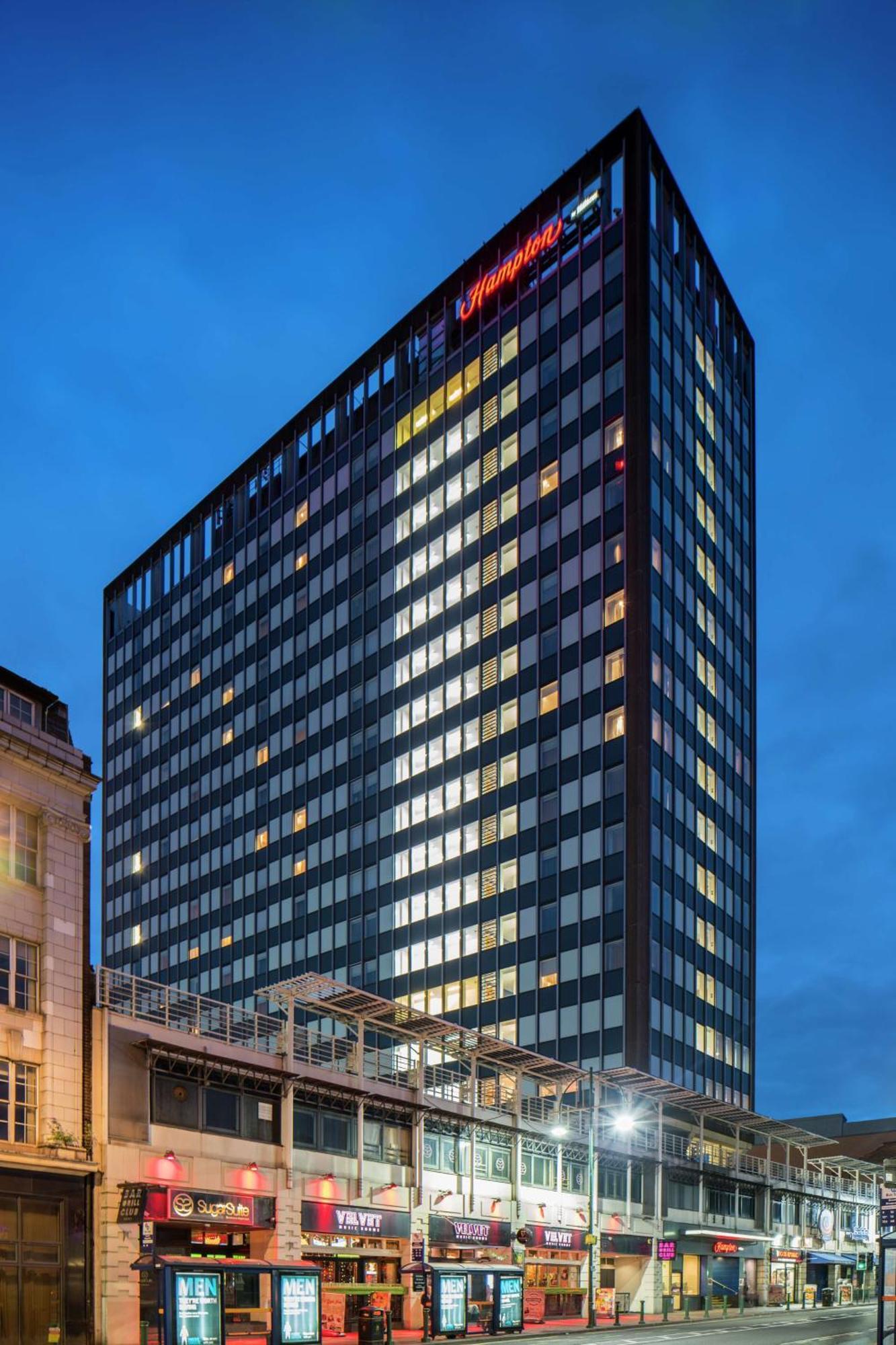 Hampton By Hilton Birmingham Broad Street Exterior foto